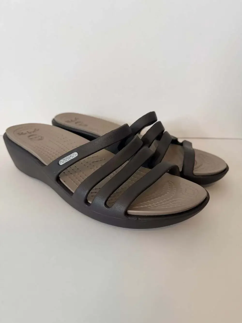 Crocs Rhonda Wedge Strappy Sandals 8